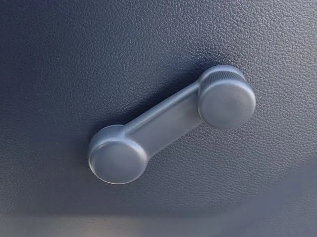 ニッサン NT100クリッパー 4WD