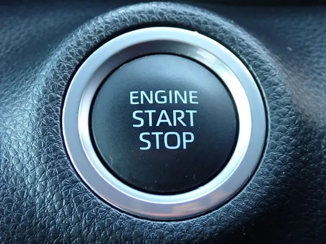 ヤリス(トヨタ)の車両写真