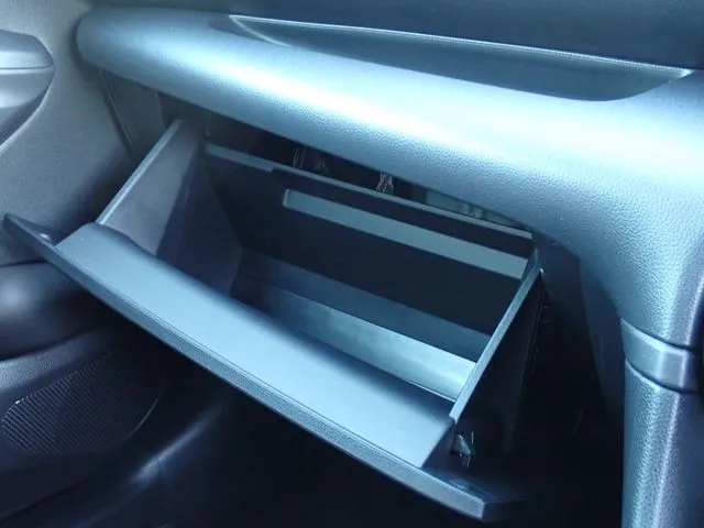 ヤリス(トヨタ)の車両写真