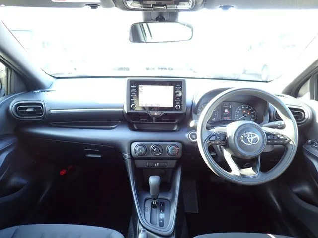 ヤリス(トヨタ)の車両写真