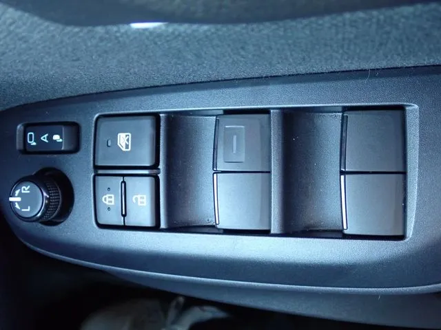 ヤリス(トヨタ)の車両写真