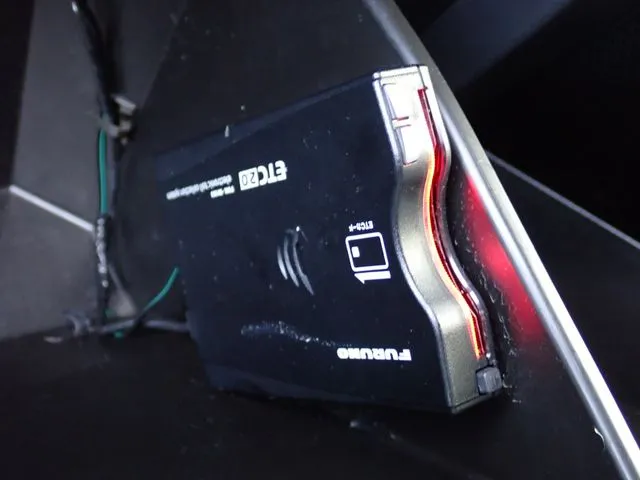 マツダ　デミオ