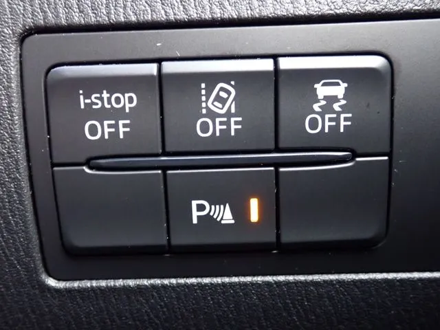 マツダ　デミオ