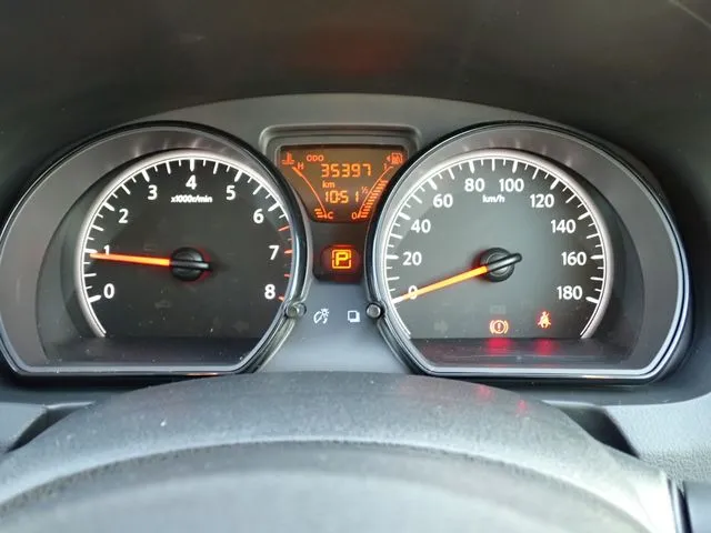 ノート（ニッサン）の車両写真