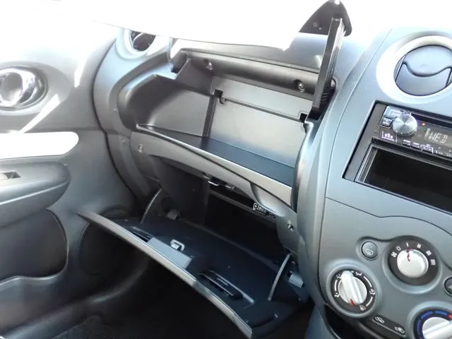 ノート（ニッサン）の車両写真