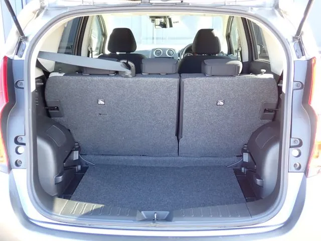 ノート（ニッサン）の車両写真