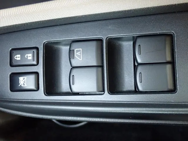 ノート（ニッサン）の車両写真