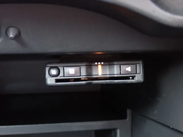 ニッサン　ノート