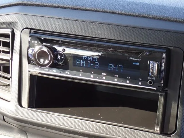 ダイハツ　ミラ　イース