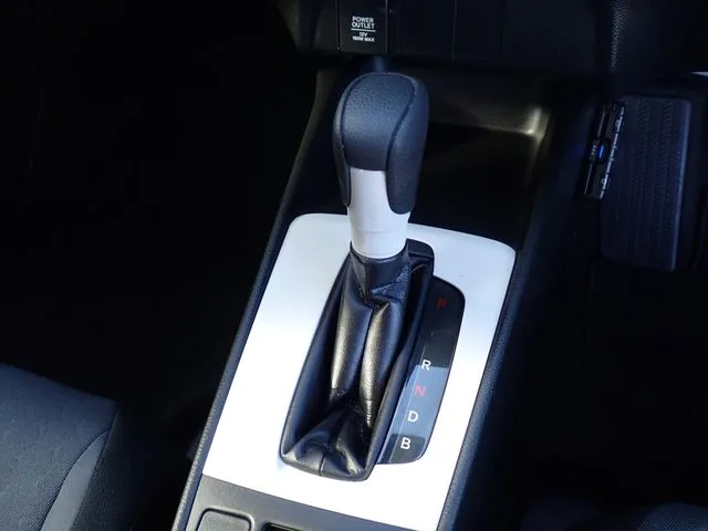 ホンダ　フィット　ｅ：ＨＥＶ