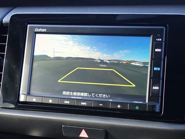 ホンダ　フィット　ｅ：ＨＥＶ