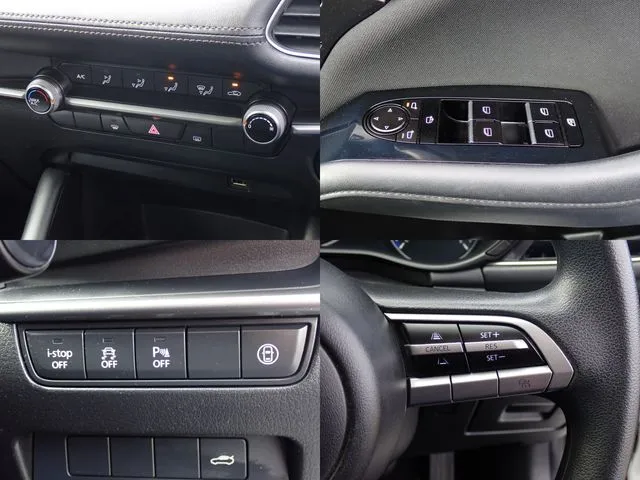 マツダ　ＭＡＺＤＡ３　セダン