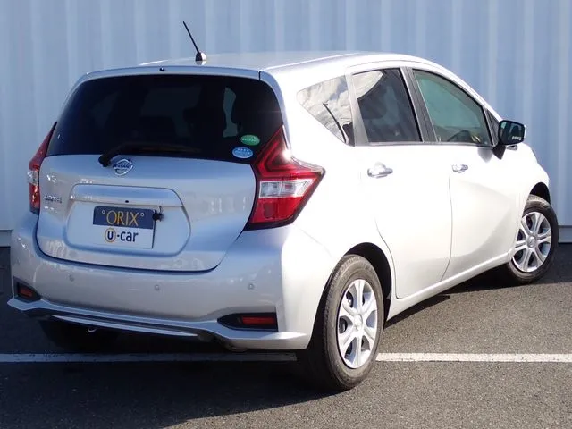 ニッサン　ノート