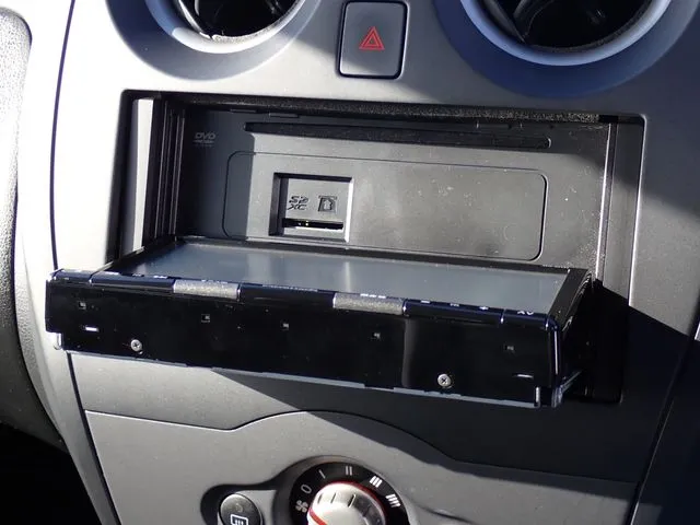 ニッサン　ノート