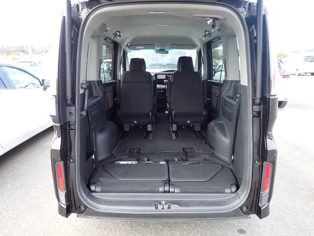 ホンダ　ステップワゴン　スパーダ