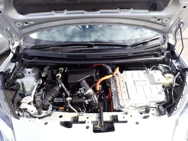 ニッサン　ノート