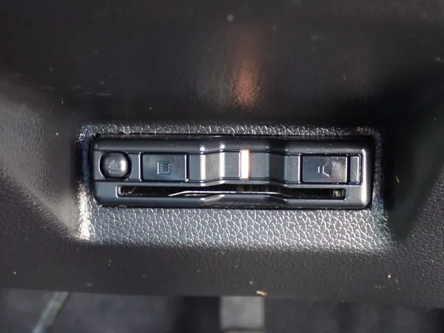 ホンダ　シャトル　ハイブリッド