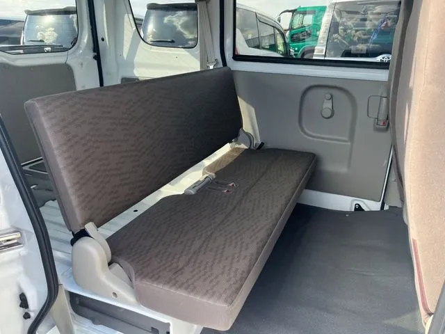 スズキ　エブリイバン