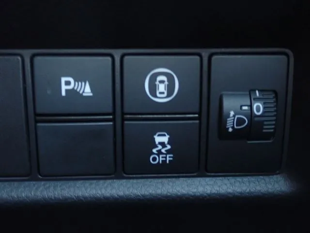 フィット e:HEV(ホンダ)の車両写真