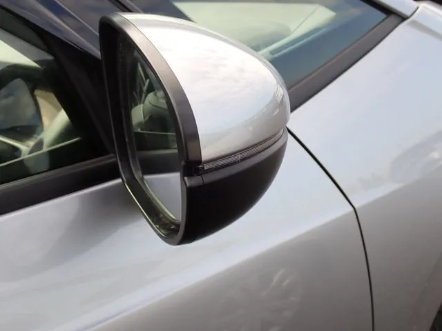 ホンダ　フィット　ｅ：ＨＥＶ