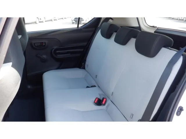 トヨタ　アクア