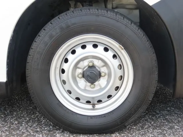 ニッサン NV150 AD 2WD