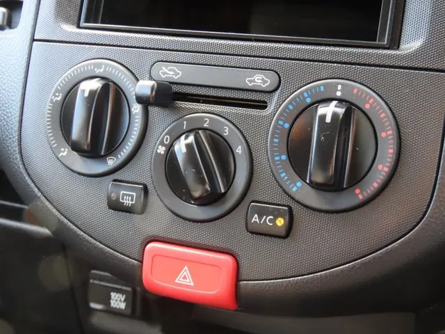 ニッサン NV150 AD 2WD