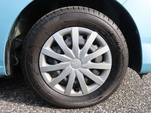 ダイハツ　ミラ　イース