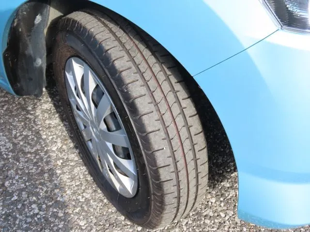 ダイハツ　ミラ　イース