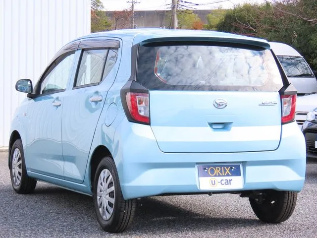 ダイハツ　ミラ　イース