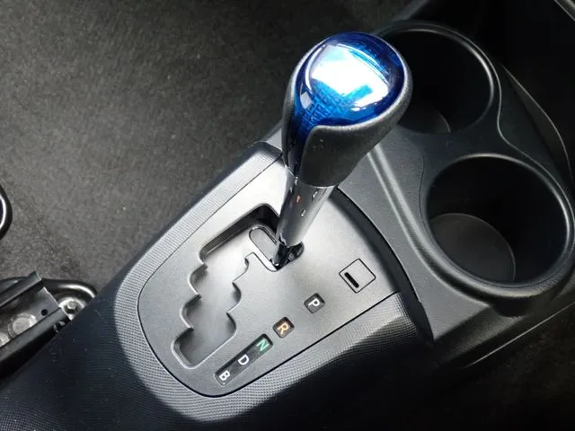 アクア（トヨタ）の車両写真