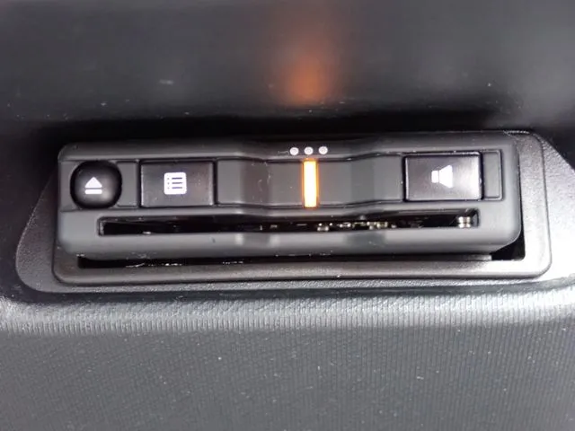 アクア（トヨタ）の車両写真