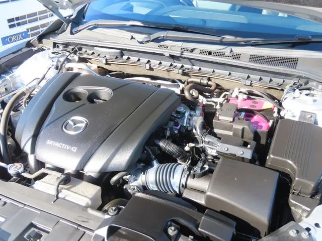 マツダ　ＭＡＺＤＡ６　セダン