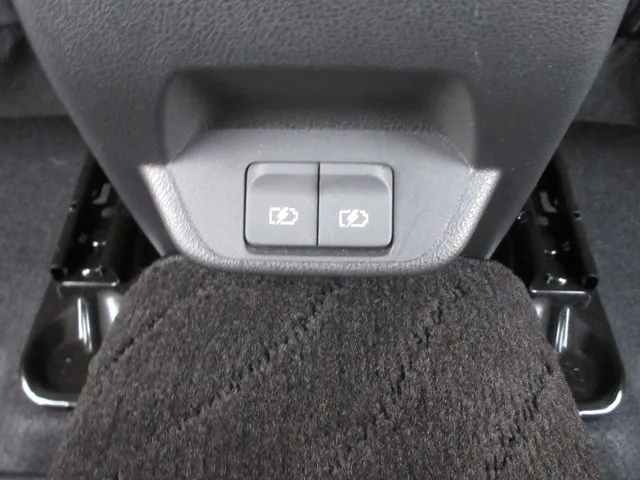 ニッサン　リーフ