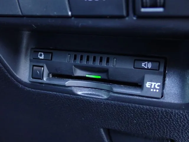 アクア（トヨタ）の車両写真