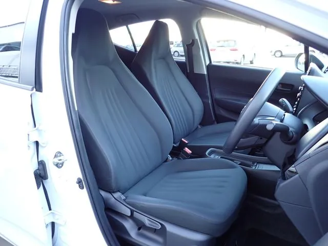 アクア（トヨタ）の車両写真