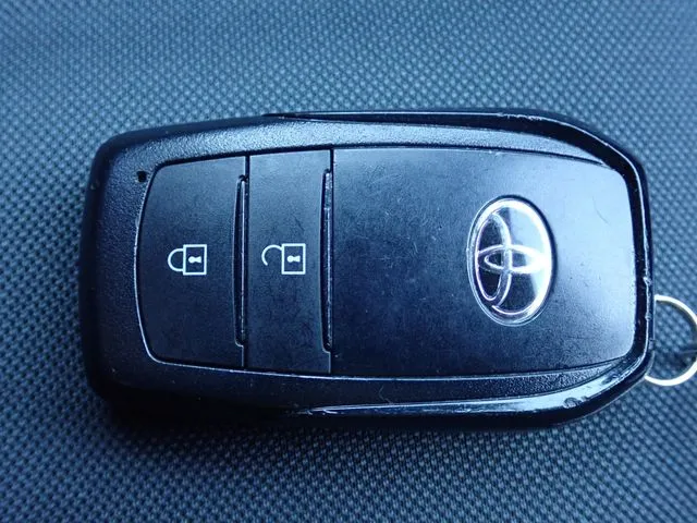 アクア（トヨタ）の車両写真