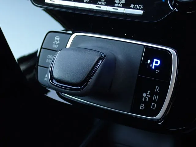 アクア（トヨタ）の車両写真