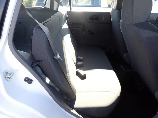 ニッサン　ＮＶ１５０　ＡＤ　２ＷＤ