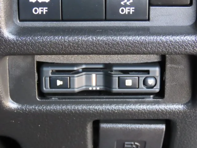 スズキ　ハスラー