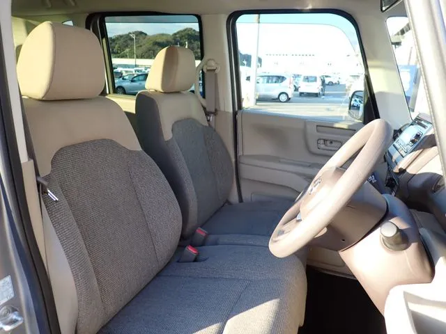 ホンダ　Ｎ　ＢＯＸ