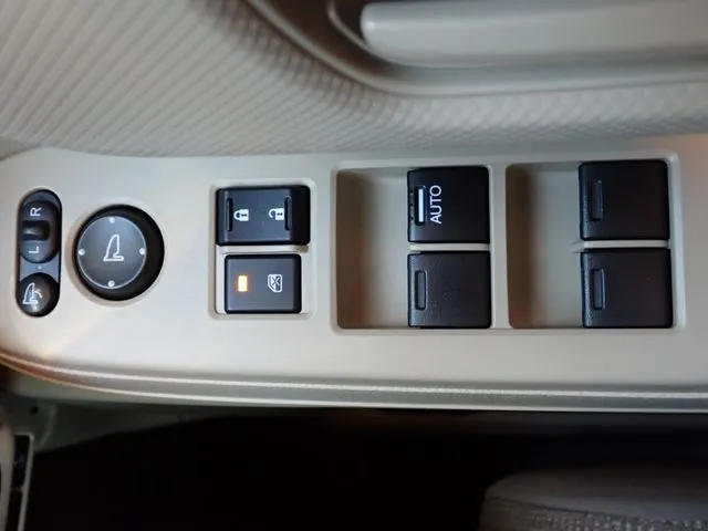 ホンダ　Ｎ　ＢＯＸ