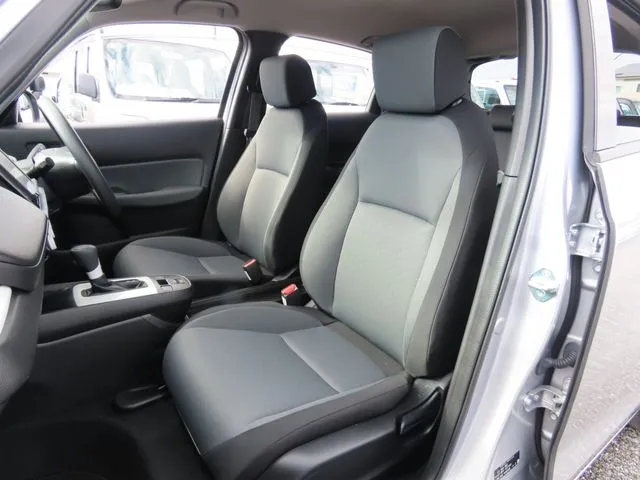 ホンダ　フィット　ｅ：ＨＥＶ