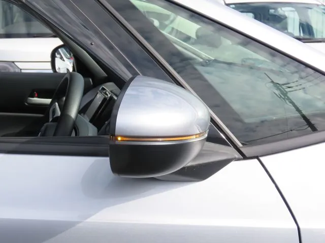 ホンダ　フィット　ｅ：ＨＥＶ