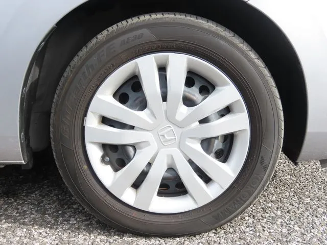 ホンダ　フィット　ｅ：ＨＥＶ