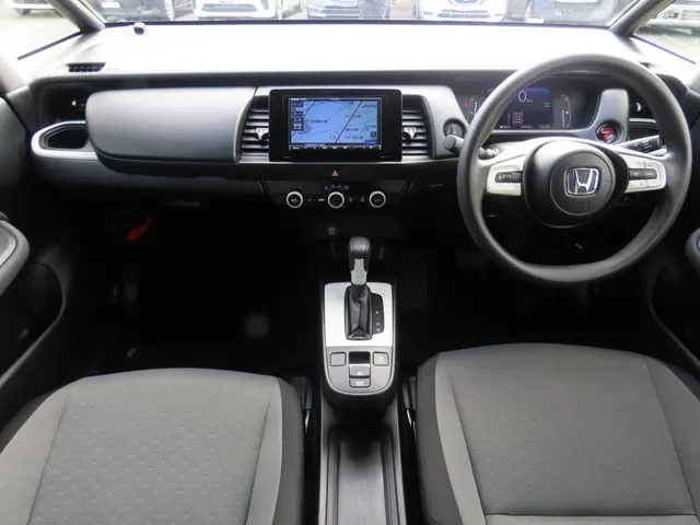 ホンダ　フィット　ｅ：ＨＥＶ