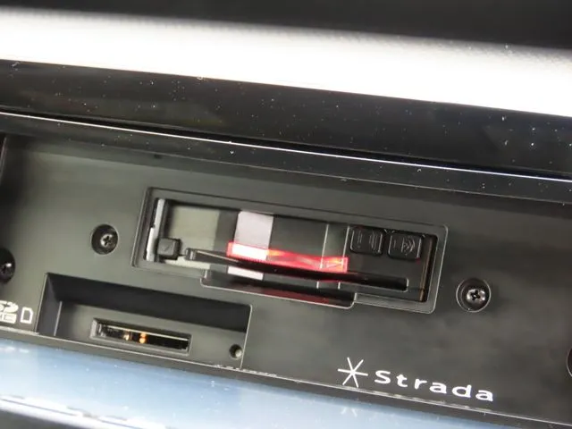 ホンダ　フィット　ｅ：ＨＥＶ