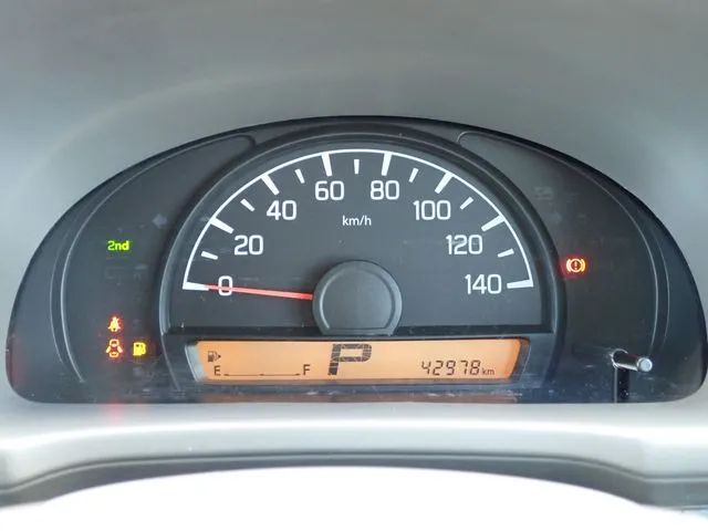 スクラムバン（マツダ）の車両写真