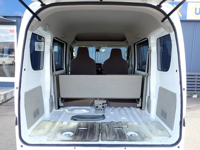 スクラムバン（マツダ）の車両写真