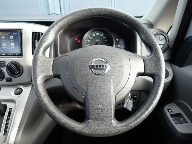 ＮＶ２００バネットバン（ニッサン）の車両写真